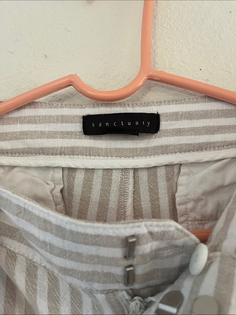 Sanctuary Tan and White Striped Cropped Pants.  Linen blend. Size M